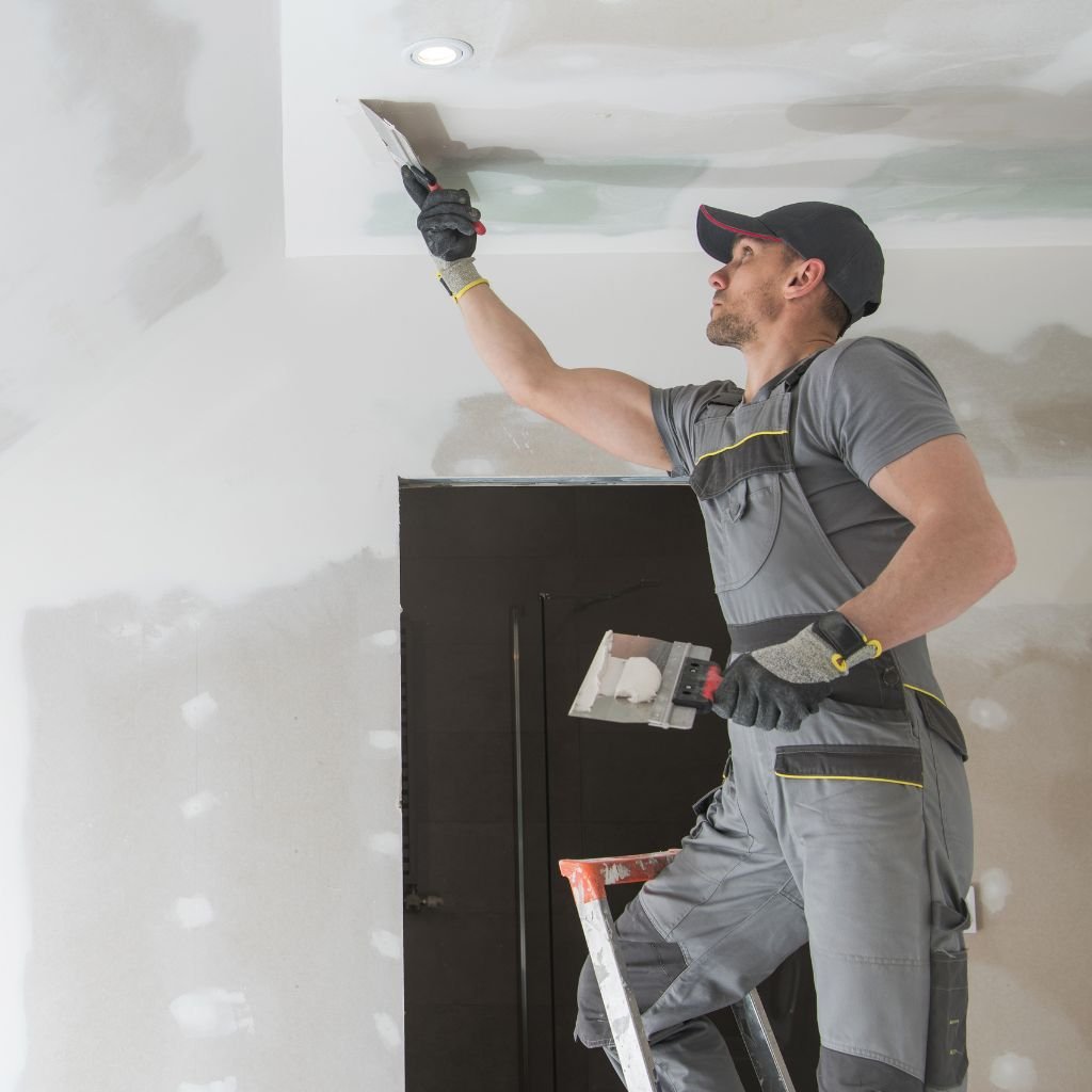 خدمات الصيانة والتشطيبات